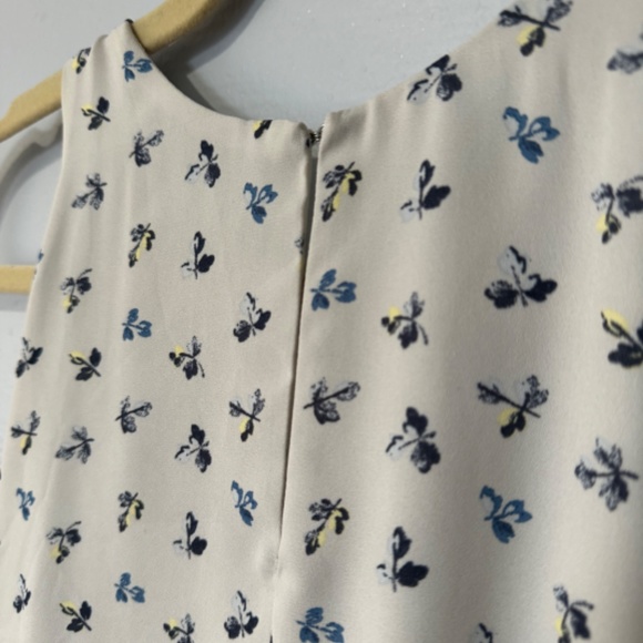 LOFT Flower Print Tank Top XSP - Picture 2 of 4